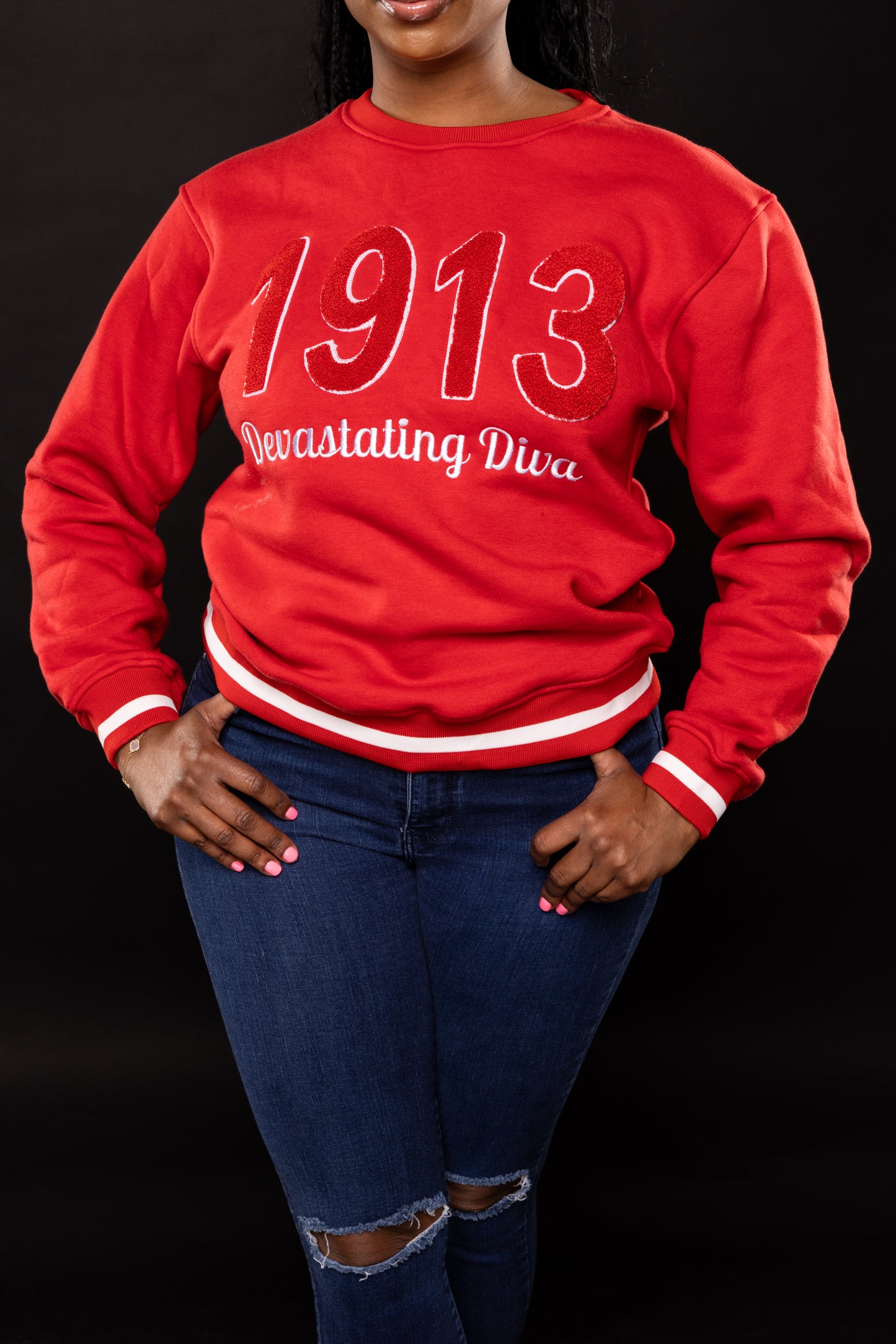 1913 Devastating Diva Crewneck