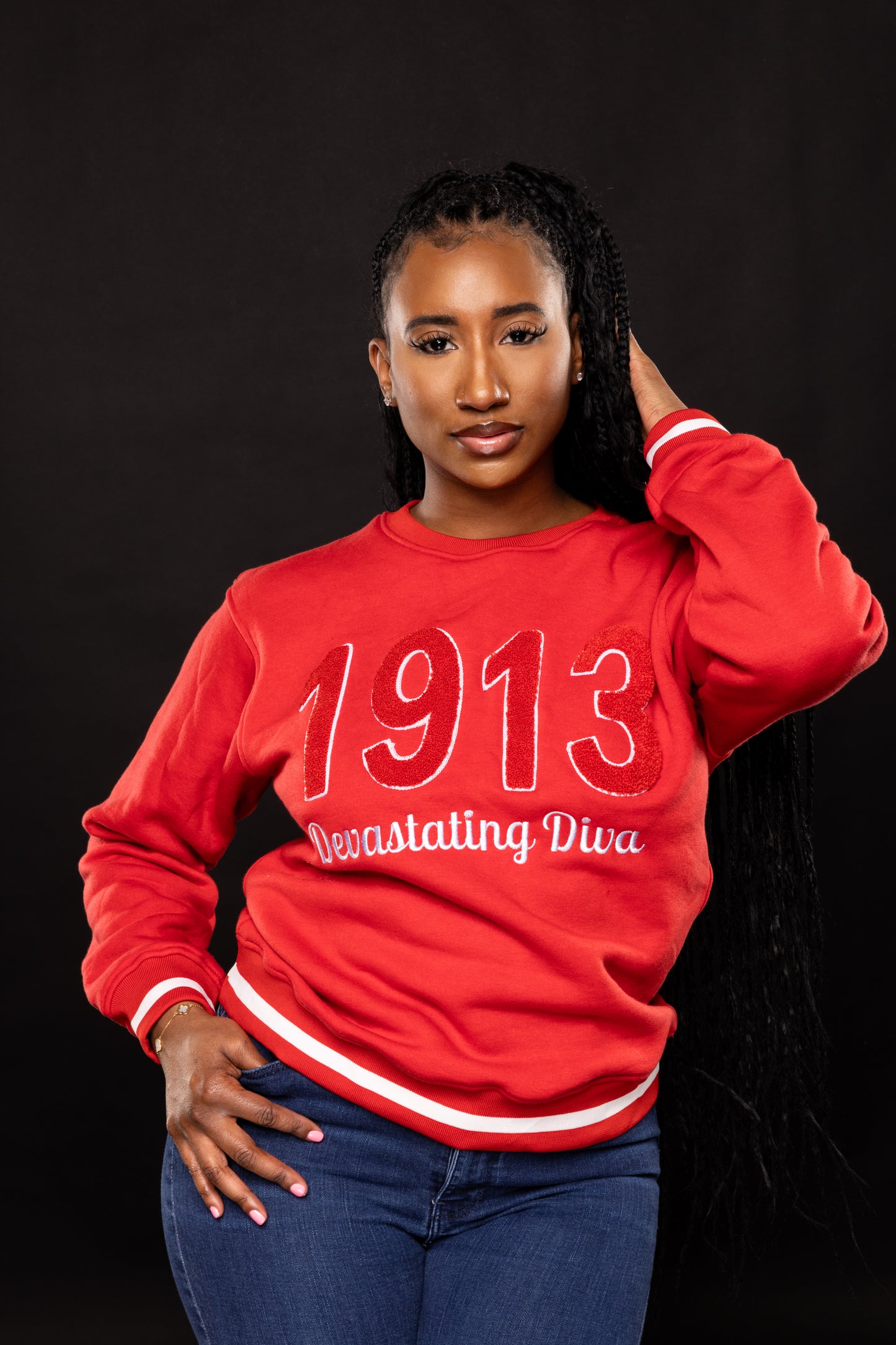 1913 Devastating Diva Crewneck